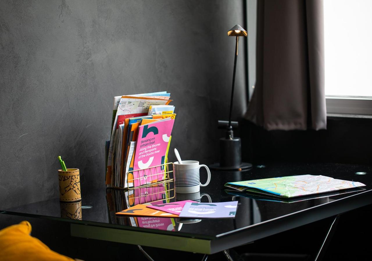 Le Loft Horloger Avec Parking Lägenhet Besançon Exteriör bild