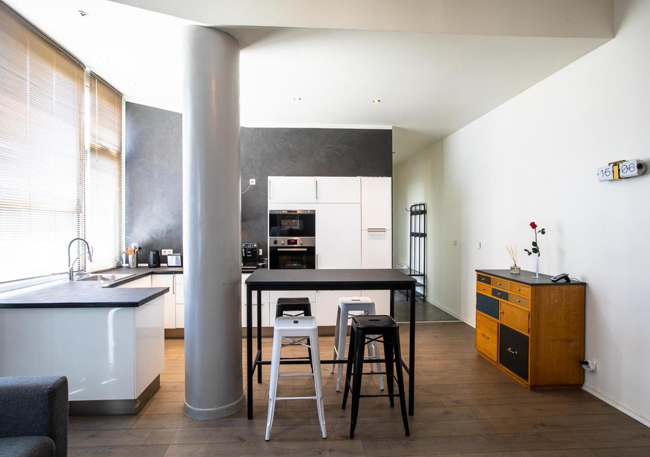 Le Loft Horloger Avec Parking Lägenhet Besançon Exteriör bild